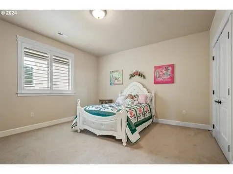 1114 NW Goodwin Street Camas WA 98607