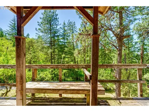 86585 Bailey Hill Road Eugene OR 97405