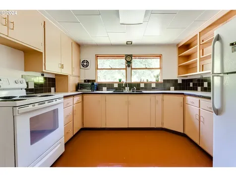 86585 Bailey Hill Road Eugene OR 97405