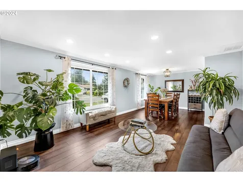 19925 SW Oak Court Beaverton OR 97078