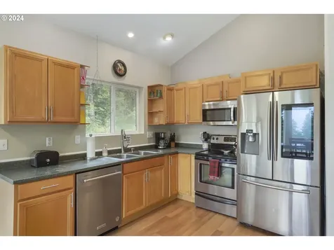 1681 Kanaka Creek Road Stevenson WA 98648