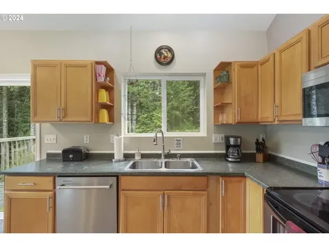 1681 Kanaka Creek Road Stevenson WA 98648