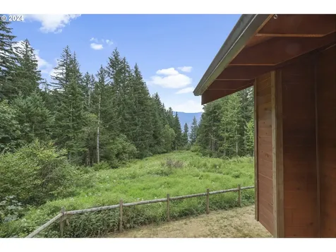 1681 Kanaka Creek Road Stevenson WA 98648