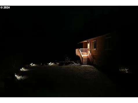 1681 Kanaka Creek Road Stevenson WA 98648