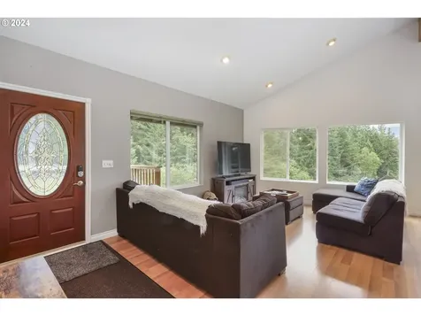 1681 Kanaka Creek Road Stevenson WA 98648