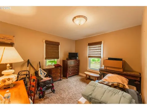 17867 Highway 42 Myrtle Point OR 97458