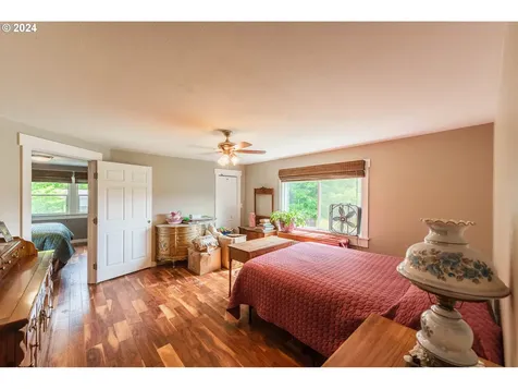 17867 Highway 42 Myrtle Point OR 97458