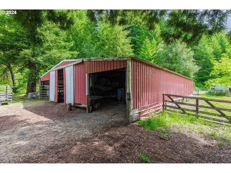 17867 Highway 42 Myrtle Point OR 97458
