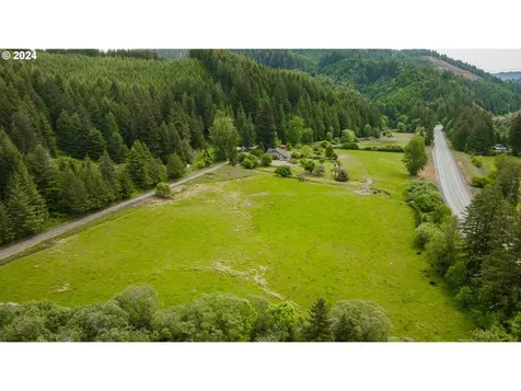 17867 Highway 42 Myrtle Point OR 97458