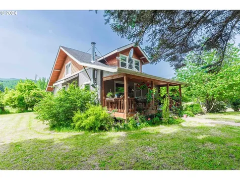 17867 Highway 42 Myrtle Point OR 97458