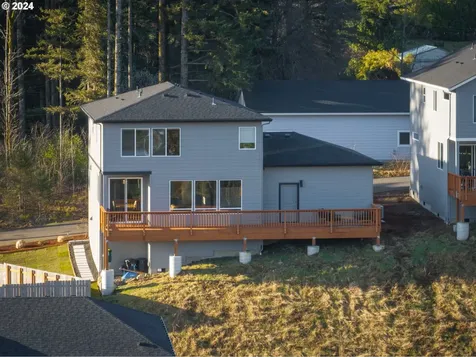 865 Se Hilltop Lane Cascade Locks OR 97014