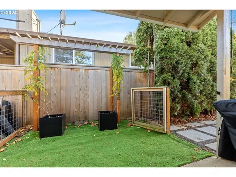 5006 SW Buddington Street Portland OR 97219