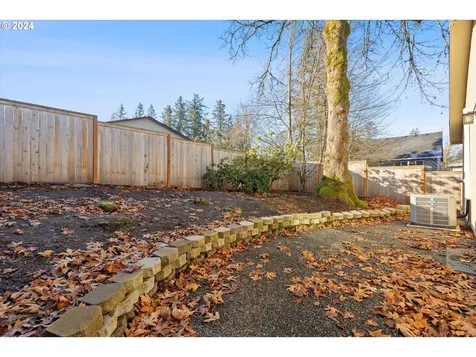 5006 SW Buddington Street Portland OR 97219