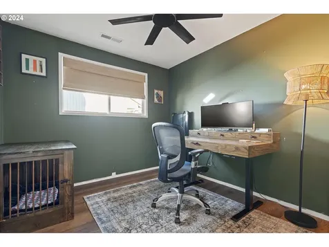5006 SW Buddington Street Portland OR 97219