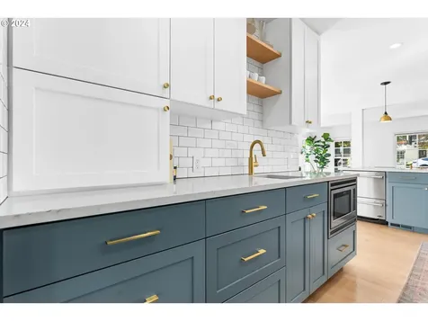 159 5th Street Lake Oswego OR 97034