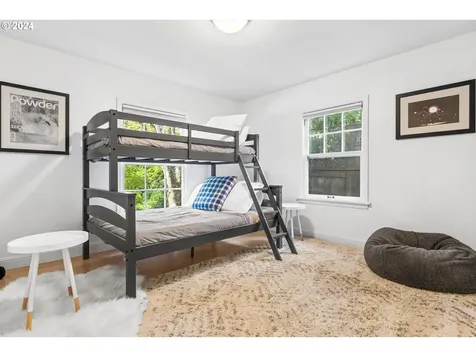 159 5th Street Lake Oswego OR 97034