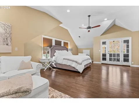 159 5th Street Lake Oswego OR 97034