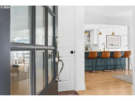 159 5th Street Lake Oswego OR 97034