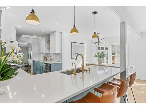 159 5th Street Lake Oswego OR 97034