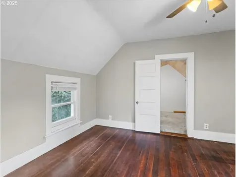 211 Monroe Street Oregon City OR 97045