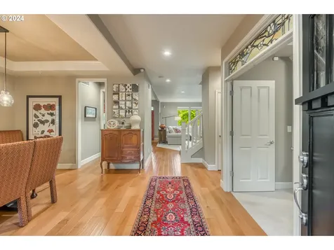 1609 Sw Joshua Street Portland OR 97219