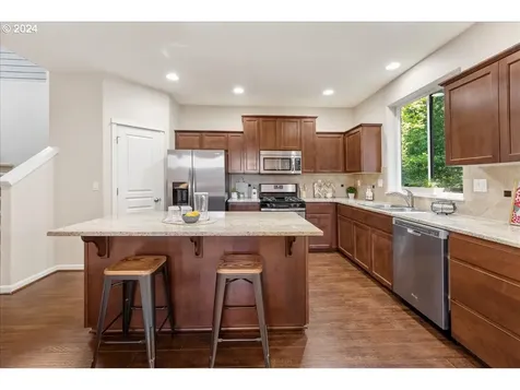 126 Ne 57th Avenue Hillsboro OR 97124