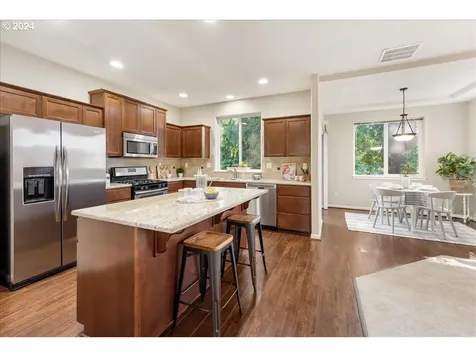126 Ne 57th Avenue Hillsboro OR 97124