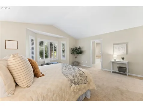 126 Ne 57th Avenue Hillsboro OR 97124