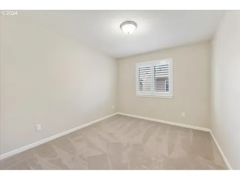 126 Ne 57th Avenue Hillsboro OR 97124