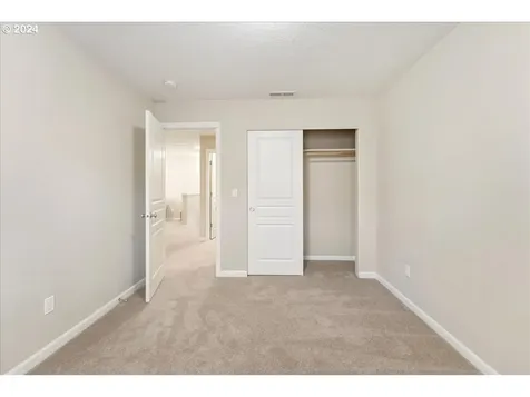 126 Ne 57th Avenue Hillsboro OR 97124