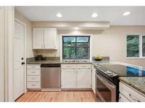 615 Nw 133rd Circle Vancouver WA 98685