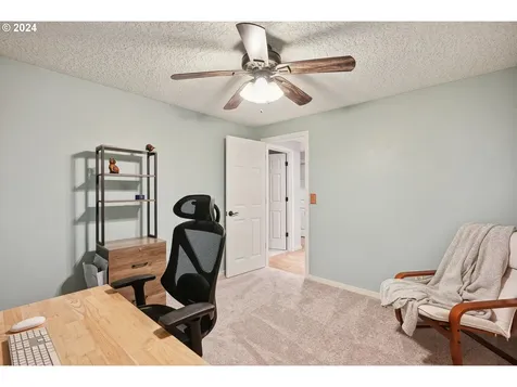 615 Nw 133rd Circle Vancouver WA 98685