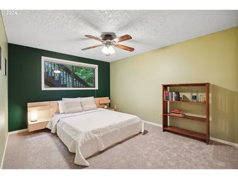 615 Nw 133rd Circle Vancouver WA 98685