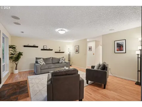 615 Nw 133rd Circle Vancouver WA 98685