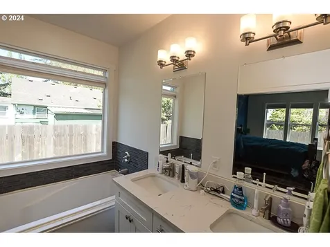 1284 Waite Street Eugene OR 97402