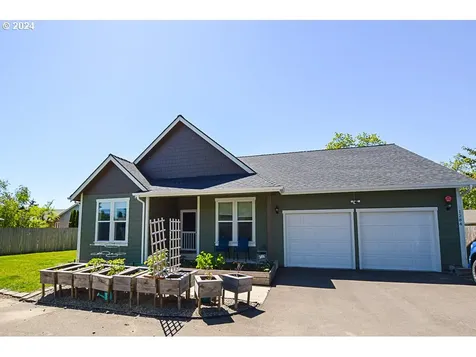 1284 Waite Street Eugene OR 97402