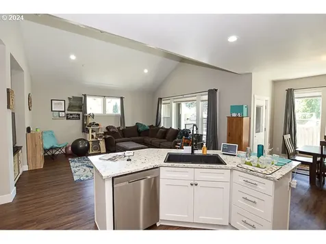 1284 Waite Street Eugene OR 97402