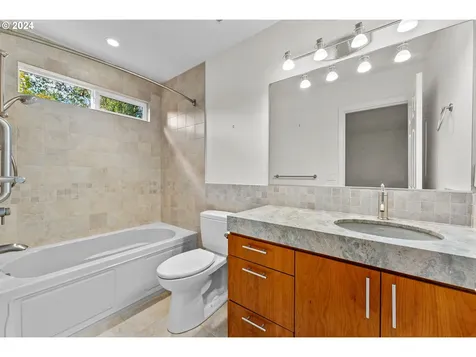 2734 NW Upshur Street Portland OR 97210