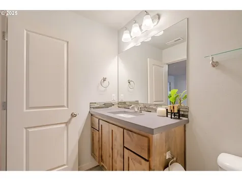 122 N 43rd Place Ridgefield WA 98642