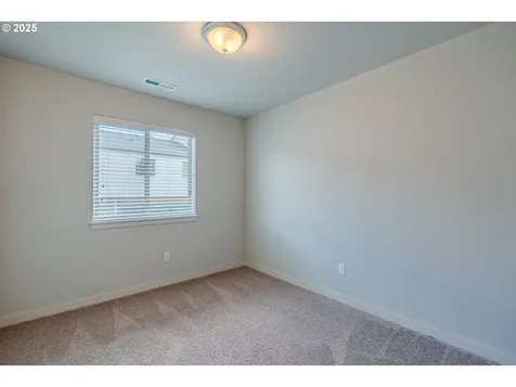 122 N 43rd Place Ridgefield WA 98642
