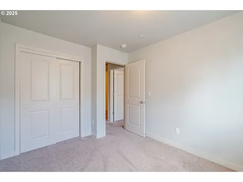 122 N 43rd Place Ridgefield WA 98642