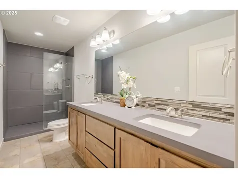 122 N 43rd Place Ridgefield WA 98642