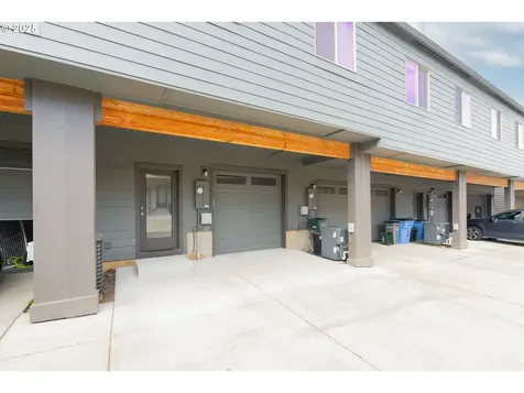 122 N 43rd Place Ridgefield WA 98642
