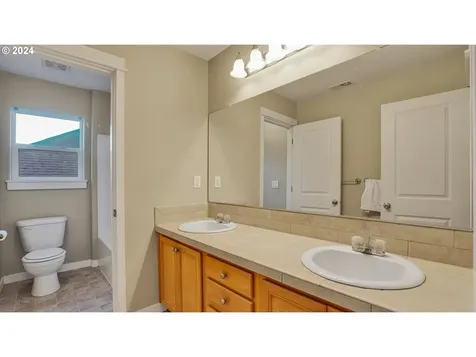 9470 SW Diamond View Way Beaverton OR 97007