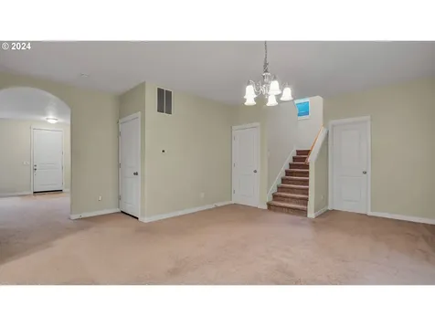 9470 SW Diamond View Way Beaverton OR 97007
