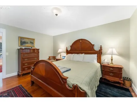4537 Heritage Lane Lake Oswego OR 97035