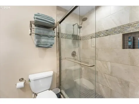 4537 Heritage Lane Lake Oswego OR 97035
