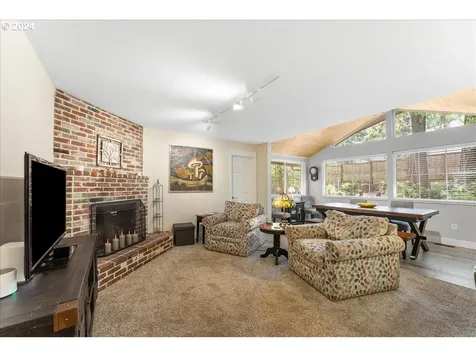 4537 Heritage Lane Lake Oswego OR 97035