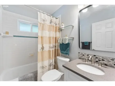 4537 Heritage Lane Lake Oswego OR 97035