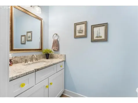 4537 Heritage Lane Lake Oswego OR 97035